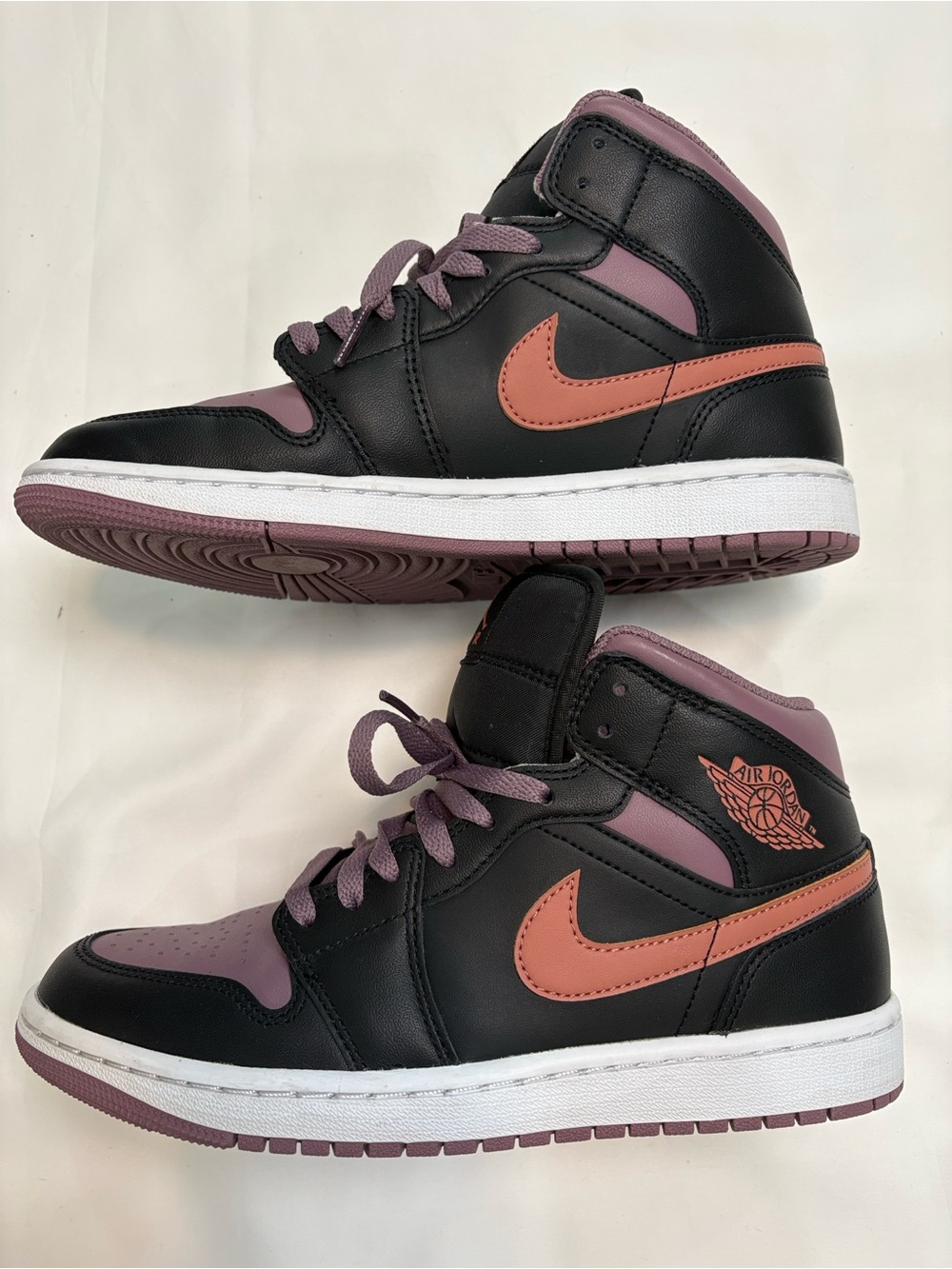 Nike Air Jordan 1 Mid Women’s Sneakers size 8